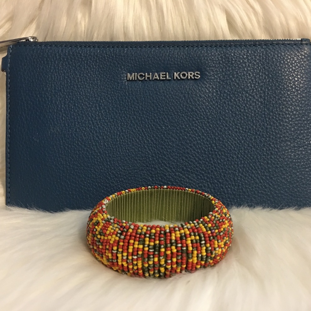Multicolored Beaded Bangle